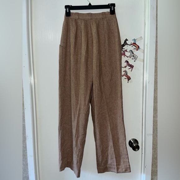 College Town Wide-Leg Trousers - Picture 4 of 7